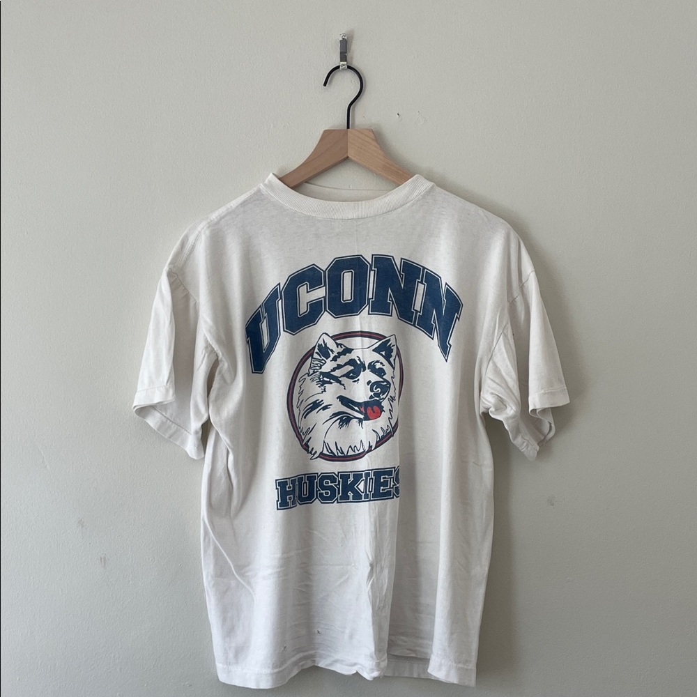 UCONN Huskies White Graphic Tee